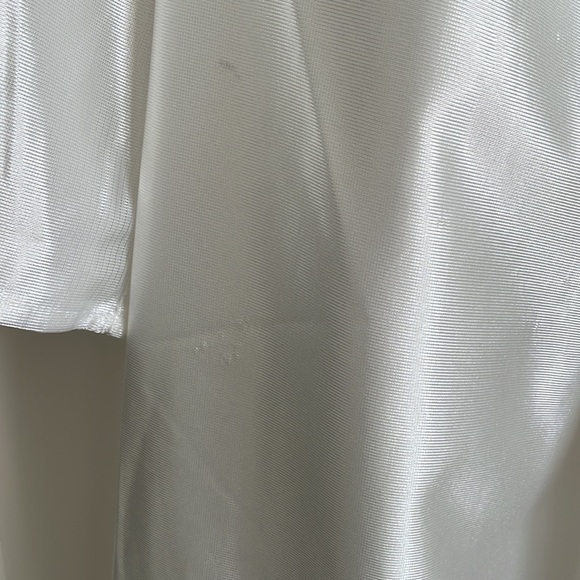 Graduation gown - Picture 8 of 8